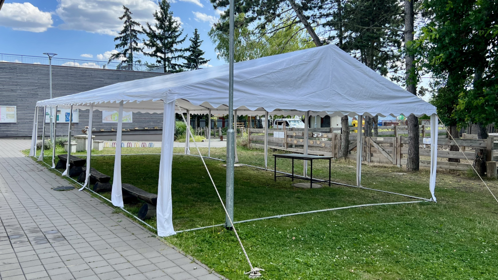 Pořízení nového párty stanu 6x12m